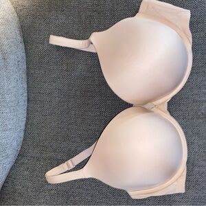 Cacique 44 DD T-Shirt Bra Never Worn